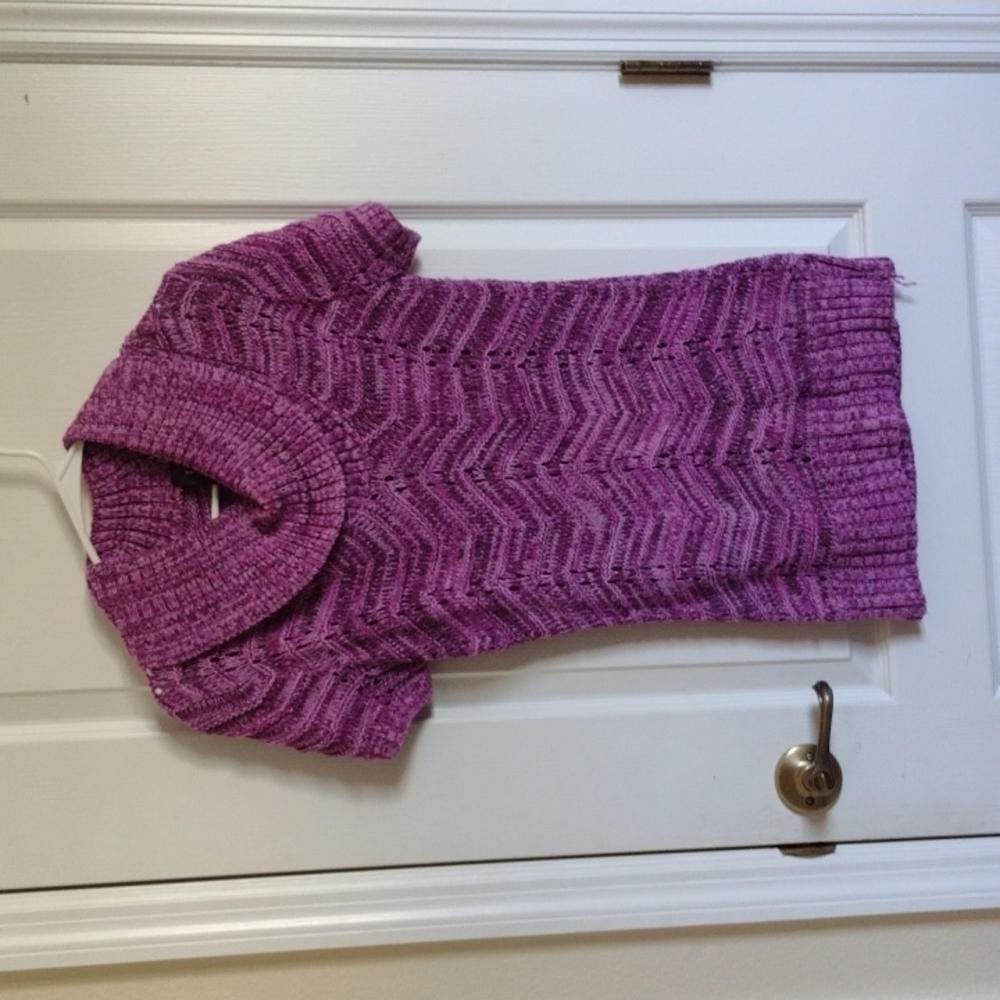 BOY meets Girl, Sweater top